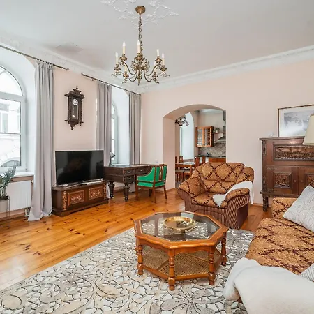 Апартаменты Heritage One Bedr By The Gates Of Dawn By Reside Baltic *