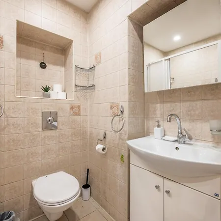 Heritage One Bedr By The Gates Of Dawn By Reside Baltic * Vilnius