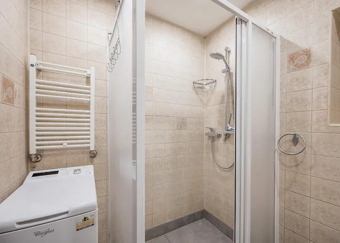 Heritage One Bedr By The Gates Of Dawn By Reside Baltic Apartman Vilnius