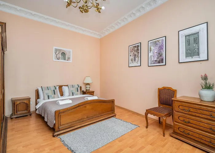 Heritage One Bedr By The Gates Of Dawn By Reside Baltic Vilnius